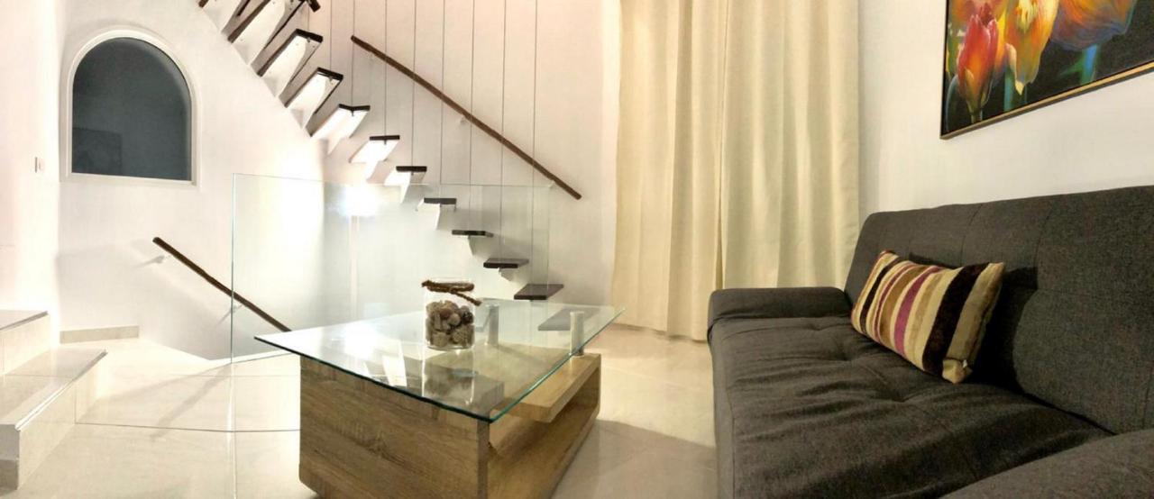 Wonderful And Young Triplex Playa Americas Appartement